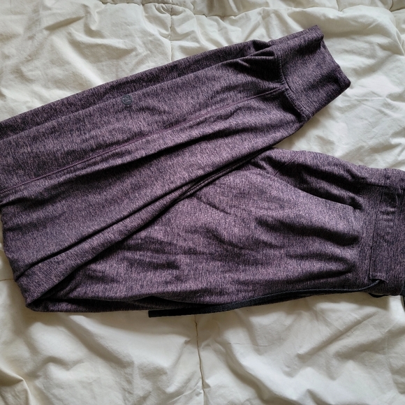 lululemon athletic pants. - Picture 2 of 3